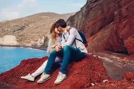 情人之间，缘分尽了，不再相爱，会有什么表现图片