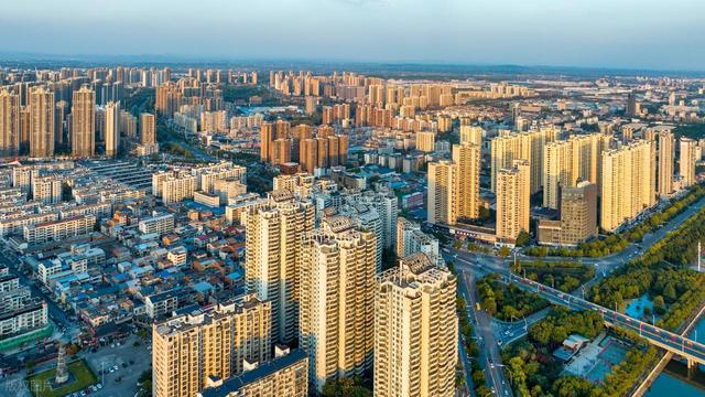 湖北省年轻的城市，设市至今只有20年，被誉为“鄂北明珠”