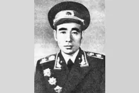 人民解放军：第四野战军图片