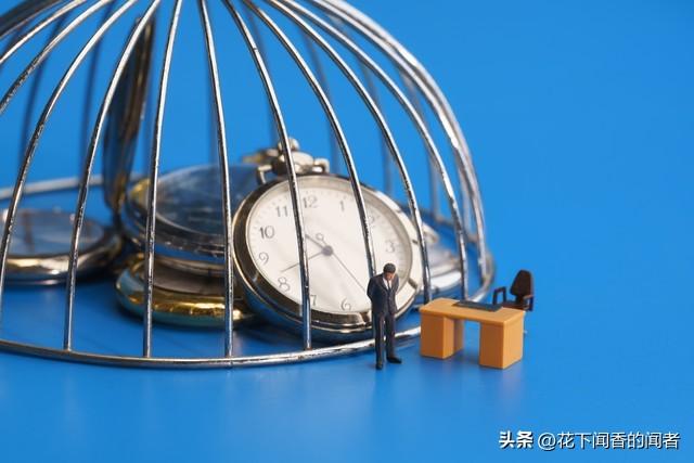 凌晨5:30的高铁站 有人为家奔赴6小时！32岁程序员月花4000元通勤