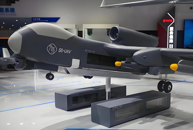 能作战的农用无人机，首飞成功的“九天	”，未来的“航空母机”