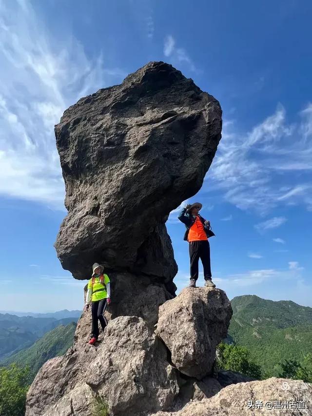 走浙江三县市交界的千年古道,赏亿年奇石美女峰!