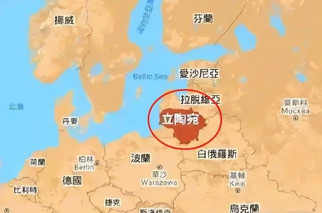 比美国还嚣张的国家出现，禁止所有中国外交官入境，不让统一