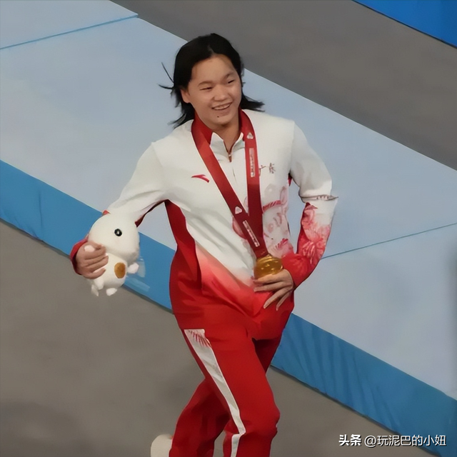 豪宅风波升级！再次退赛的全红婵	，一个行动揭开与陈芋汐的关系