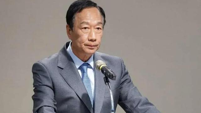 中国人是真吃这套！富士康日进万人，早忘了郭台铭赏饭吃的真相
