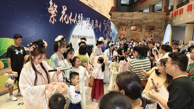 开放时间调整！河南各大博物馆国庆攻略来了→
