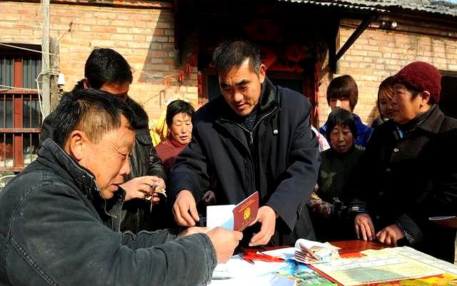 不能再涨了 再涨老百姓真的承担不起了 人大代表提出建议叫停