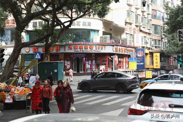 马年寻 “马”！泸州这条百年老街，藏着鲜活烟火气