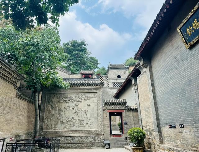 曾经的河南首富，地下金库里藏着金山，连慈禧当年都要向他借钱