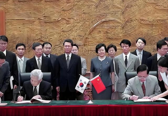 深藏于我国高层的四大内奸，渗透进军政领域，给国家带来严重危害