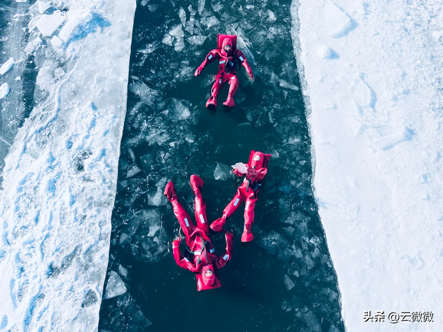 新疆阿勒泰冰浮体验上线，不用飞国外也能解锁了→