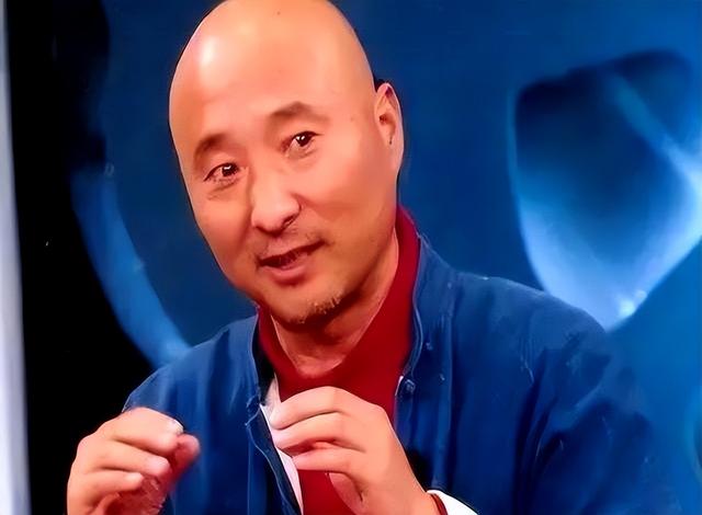 陈佩斯妹妹一家捧场《戏台》，外甥女颜值很高，妹妹张山气质不菲
