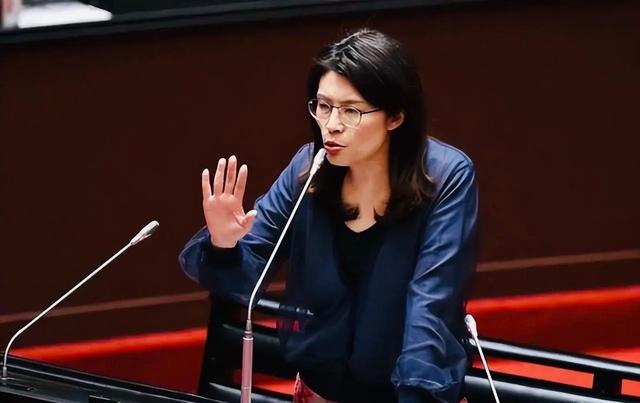 赖清德发出警告，郑丽文决心访陆！公开宣称：台湾人就是中国人！