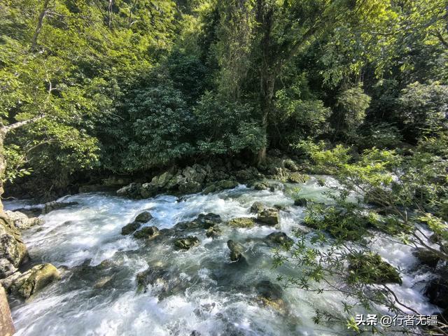 多彩贵州自驾游之荔波小七孔:山水秘境中的翡翠画卷