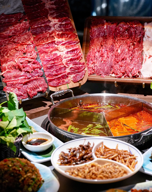 朋友非要去开火锅店，投入几十万，现在每天营收2000，头发都白了