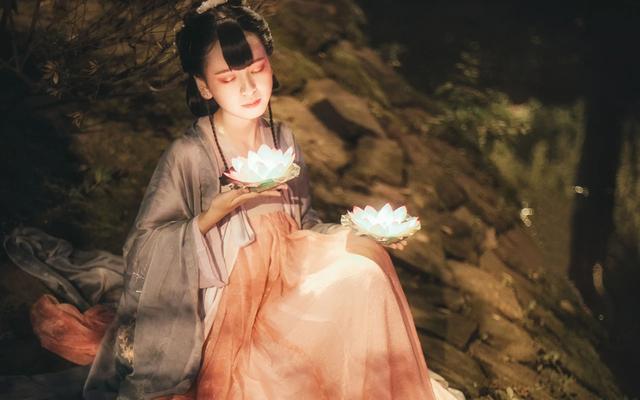 有哪些含有愁的古诗词?