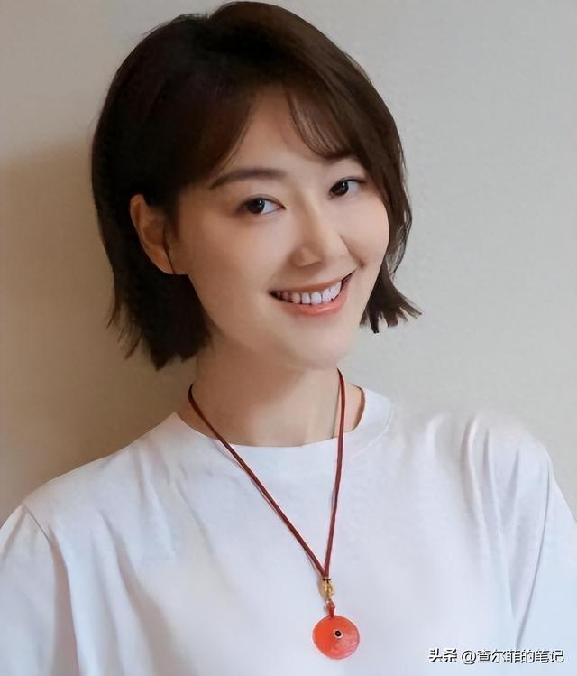 讨好大佬，陪睡上位	，遭央视“开除	”，她身上的标签哪个才是真的