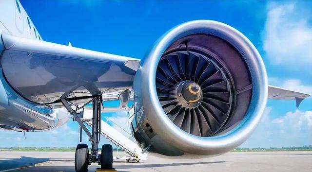 绝不向中国低头！宁愿裁员9000破产，也不接受中国的帮助