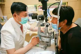 爱尔眼科飞秒激光白内障十载成果斐然：14万例手术，持续引领行业技术革新图片