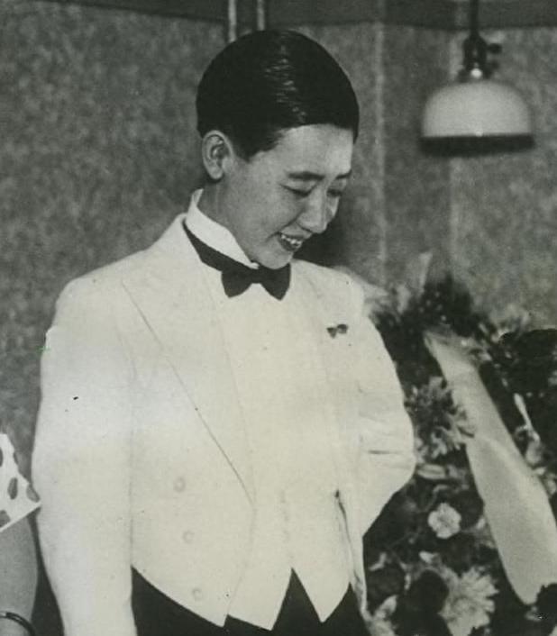 女间谍川岛芳子真实相貌：跟影视中差别太大，图4是玷污她的养父