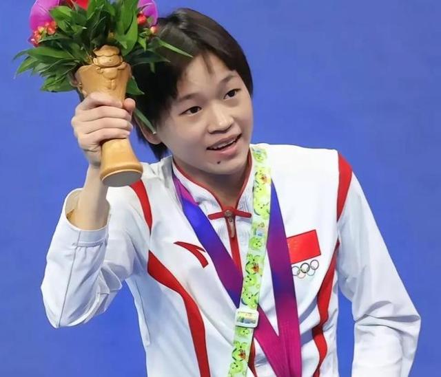 豪宅风波升级！专家建议拆除全红婵雕像，樊振东早有预料