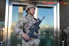 “钢钉连”里“钢钉兵”图片