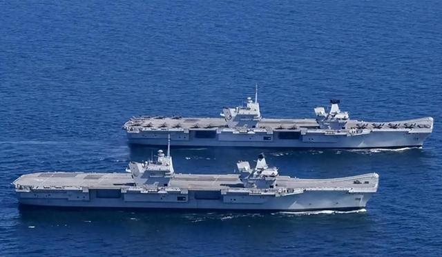 又让张召忠说中了？东拼西凑550亿建的2艘航母	，如今彻底成为累赘