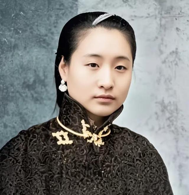 北京八大胡同，赛金花小凤仙曾经的工作地，现在竟改成了豪华旅馆