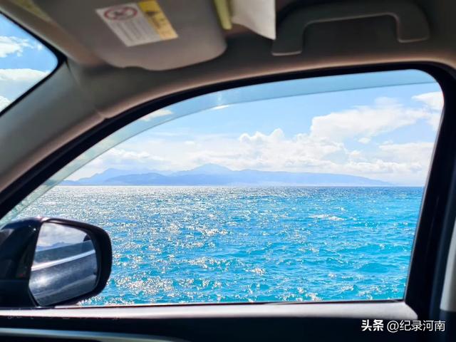 新疆赛里木湖：古老神秘与绝美风光的交织