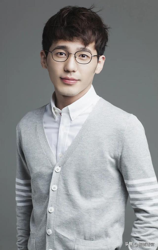 悬疑剧《镇魂》：白宇、朱一龙、辛鹏、高雨儿、李砚领衔主演