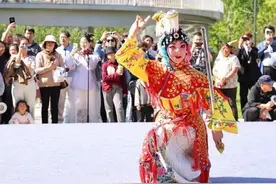 “全城有戏”！这一站，来到天后宫的戏台→图片