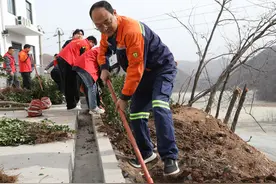 河南发恩德开展植树节主题活动图片