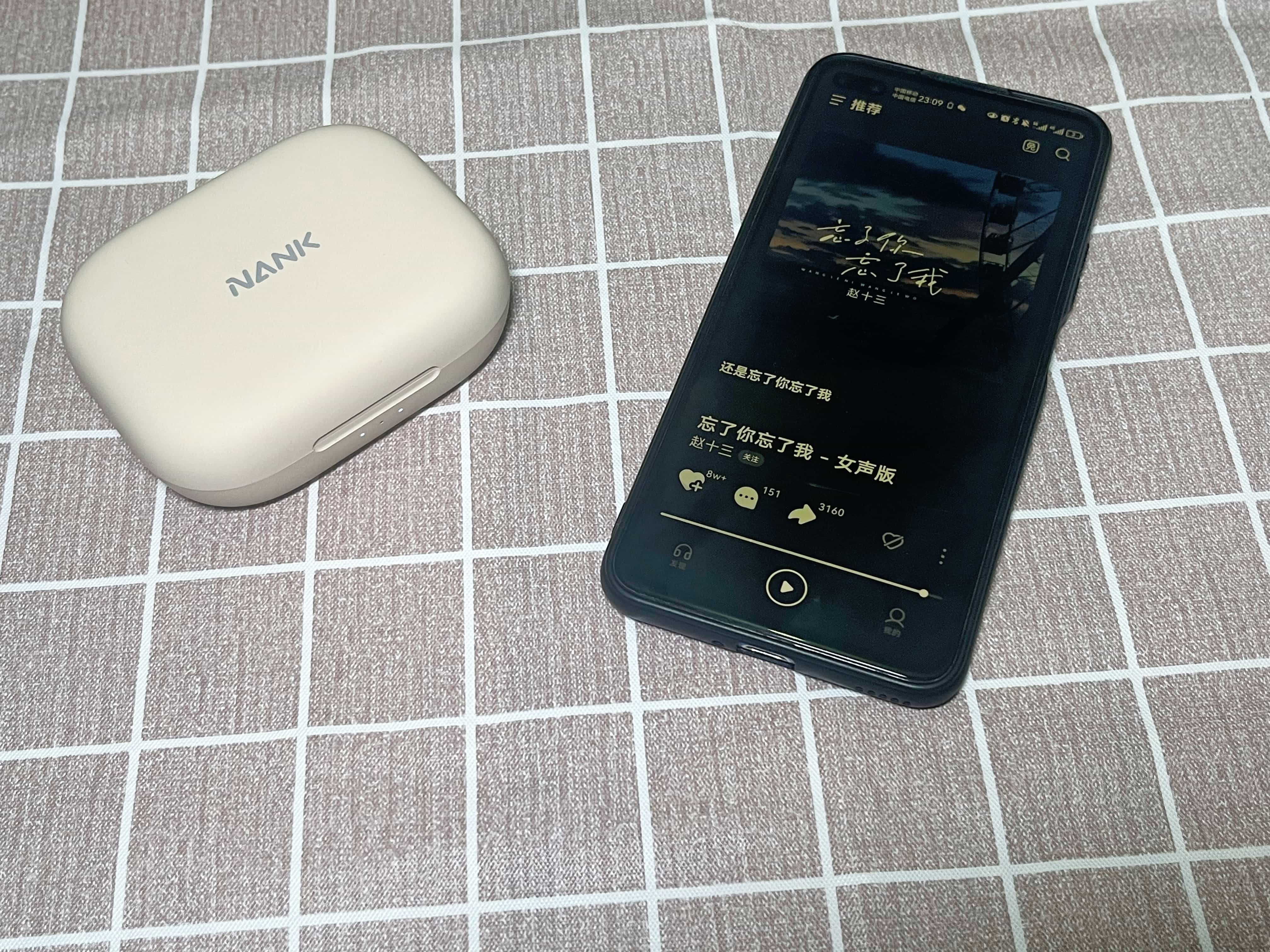 南卡OE CC零压感真无线耳机：音乐的新选择，时尚的新宠