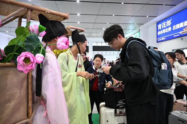 汉中文旅“放大招” 花式宠客 盛礼迎宾