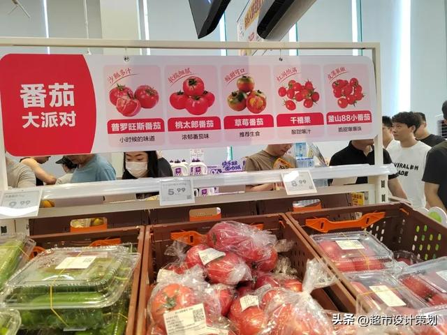 火爆的折扣店，“凌乱的现场陈列”，你是不是有些不可思议？