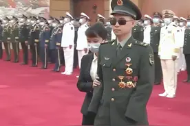 “英雄战士”杜富国，至少有5种安置方式，到底选哪种图片