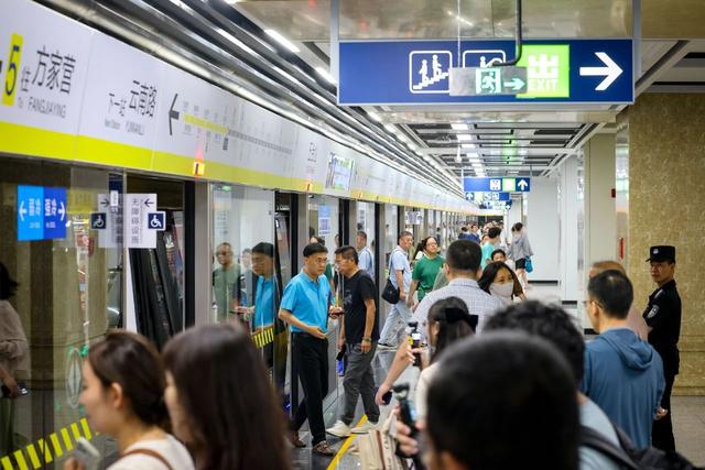 南京机场附近停车场哪里便宜，南京机场停车费