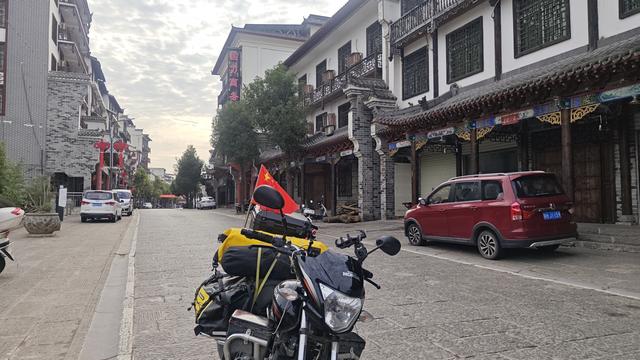 赏秋秦岭，摩旅商洛（09）从商南县出发，前往金丝峡镇