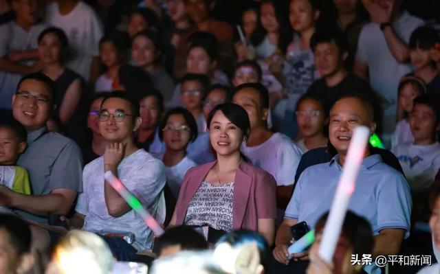 国庆乐享家乡味 国强乡草坪音乐会燃情开唱