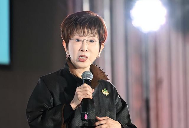 洪秀柱登上天安门，用行动回击赖清德当局，站在了历史正确那一方