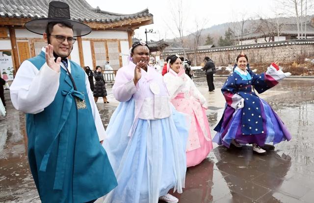 冰雪吉林“圈粉”世界！多国驻华使节在延吉体验别样风情