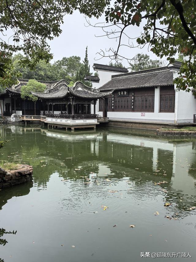 国庆假期中，陪父母逛白沙公园，欧式城堡，濯锦园，宇宙舞厅