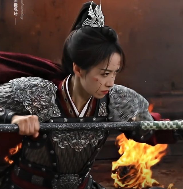 《天地剑心》《山河枕》各看4集，一部直接弃剧，一部熬夜狂追！