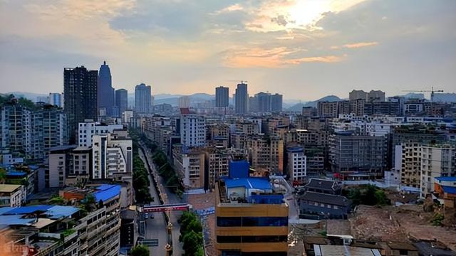 贵州省未来吃香的城市，不是毕节、黔南，而是这座低调的城市