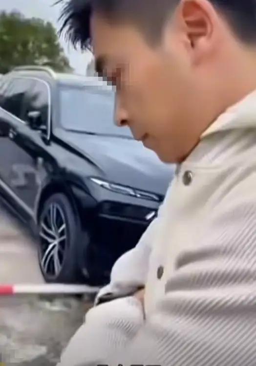 带小三产检后续：男方发道歉信，称已从律所辞职，网友：活该！