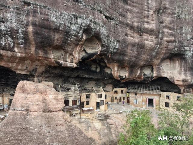 郴州的“坦”，丹霞洞穴中的独特景观，刷新你的认知！