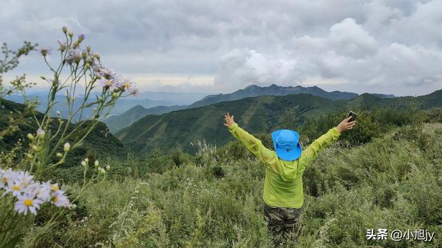 雨后徒步辽阳梨花峪，云雾缭绕｜木栈道、山地草甸、网红秋千