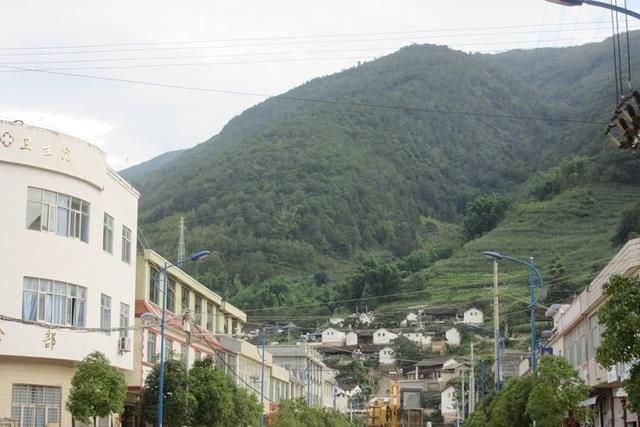 从北京自驾到云南 感受抗战之九：龙陵与松山