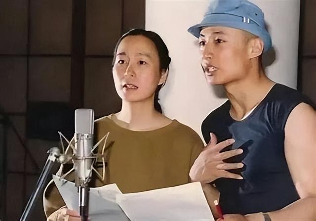 孩子父亲真相大白一月后	，奚美娟低调露面，手足无措，落寞呆坐