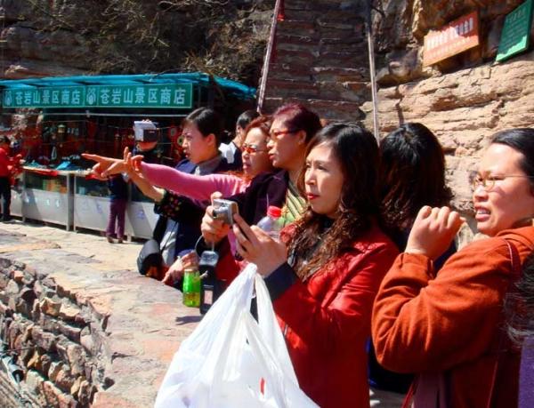 河北旅游：两登太行壮美奇峰苍岩山（图）